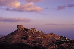 Bova-3-Paesaggio-La-Rocca-1