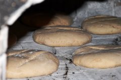 Gastronomia-4-Pane-Lavorazione-2-Bagaladi-Med-Media